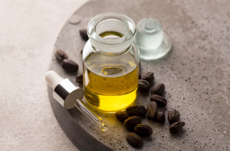 Benefits of using jojoba oil for hair and skin